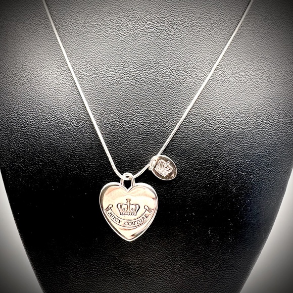 Juicy Couture Silver Heart Crown Necklace Vintage, w/Silver Plated Necklace Y2K - Picture 3 of 10